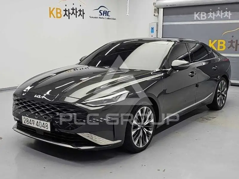 2022 KIA K8