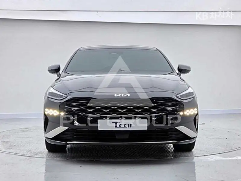 2022 KIA K8