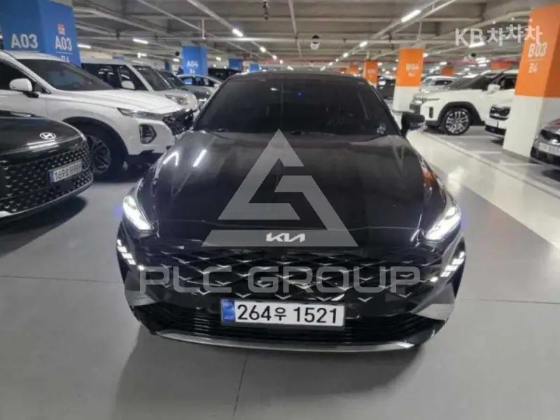 2022 KIA K8