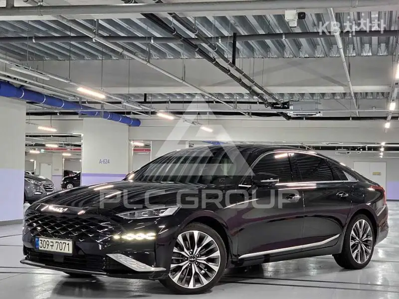 2022 KIA K8