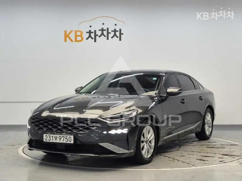 2022 KIA K8