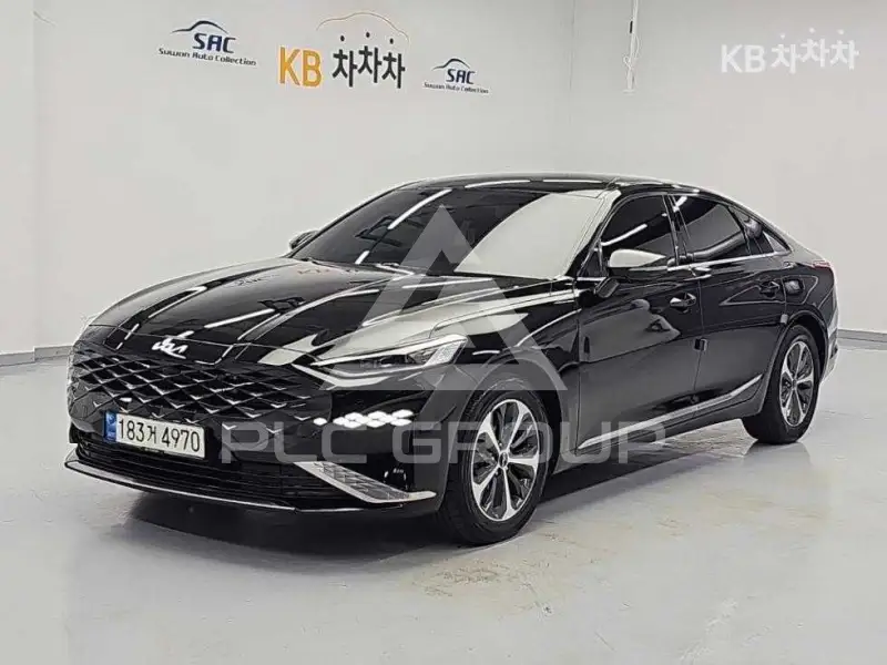 2022 KIA K8