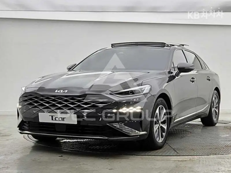 2022 KIA K8