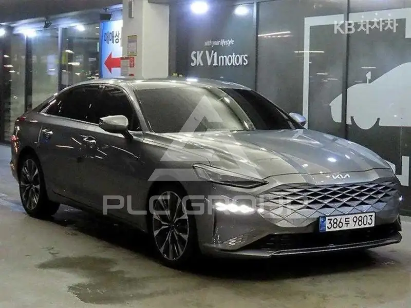 2022 KIA K8