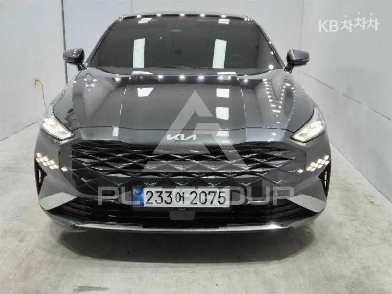 2022 KIA K8