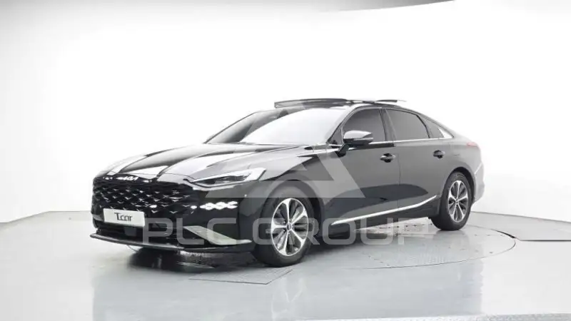 2022 KIA K8