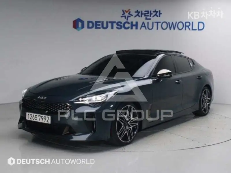 2022 KIA Stinger