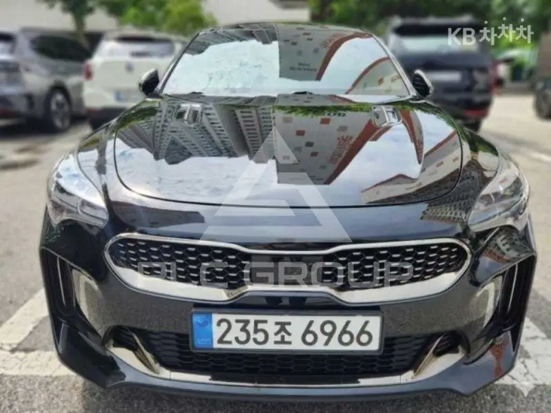 2022 KIA Stinger