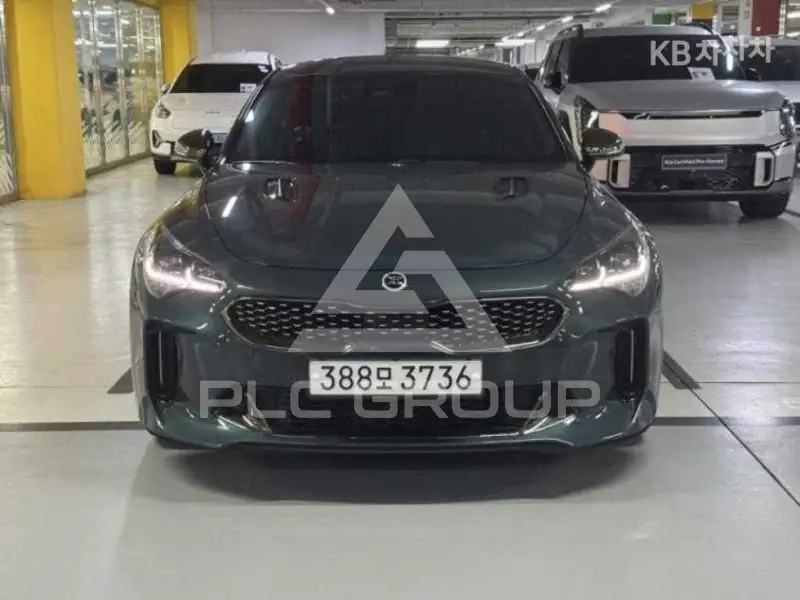 2022 KIA Stinger
