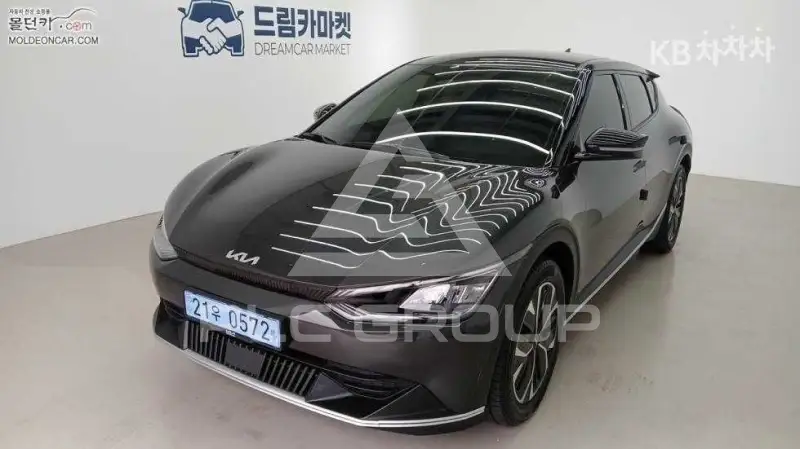 2022 KIA EV