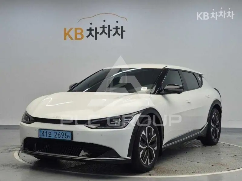 2022 KIA EV