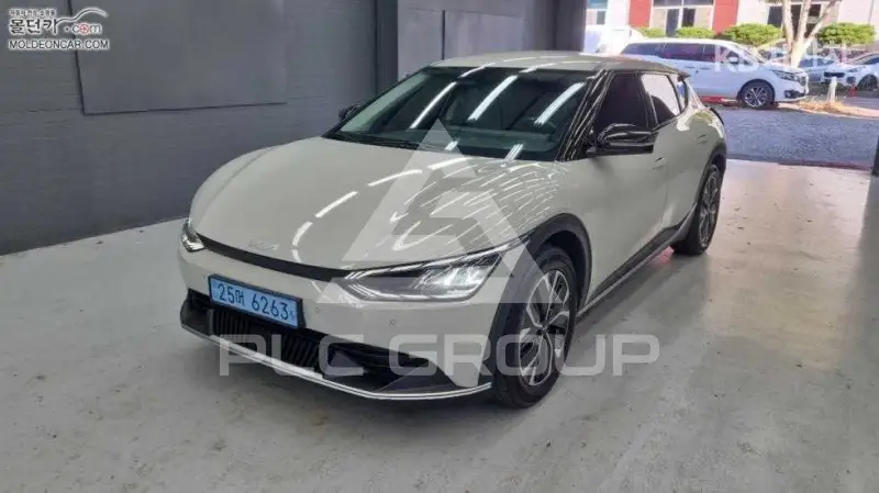 2022 KIA EV