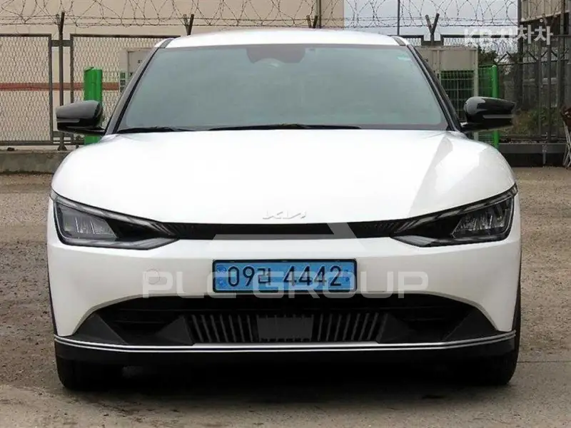2022 KIA EV