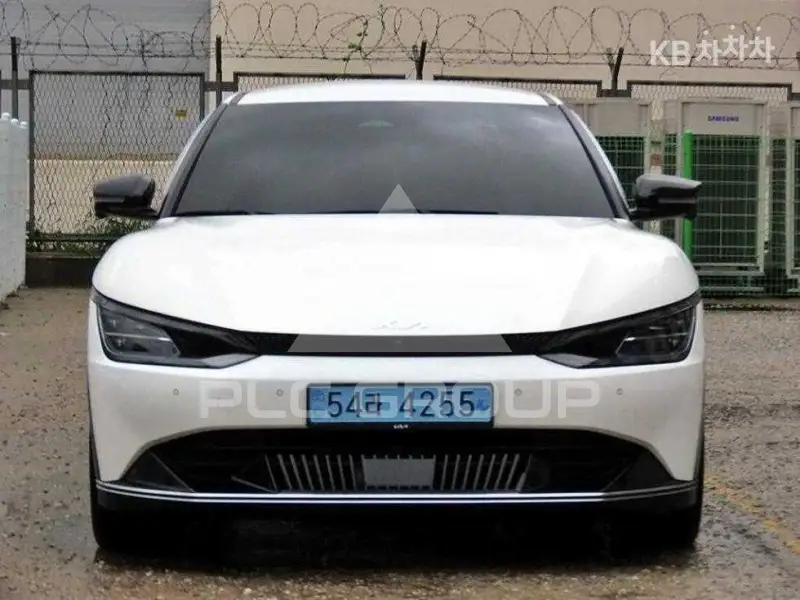 2022 KIA EV