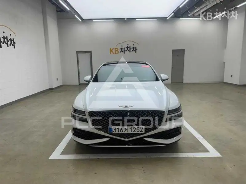 2022 Genesis G80