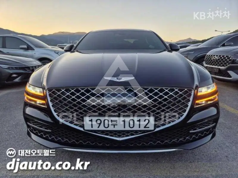 2022 Genesis G80