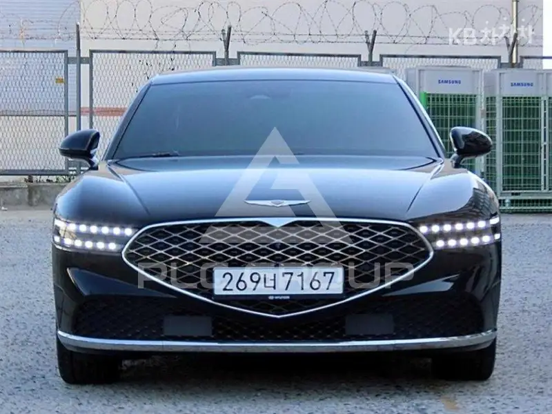 2022 Genesis G90