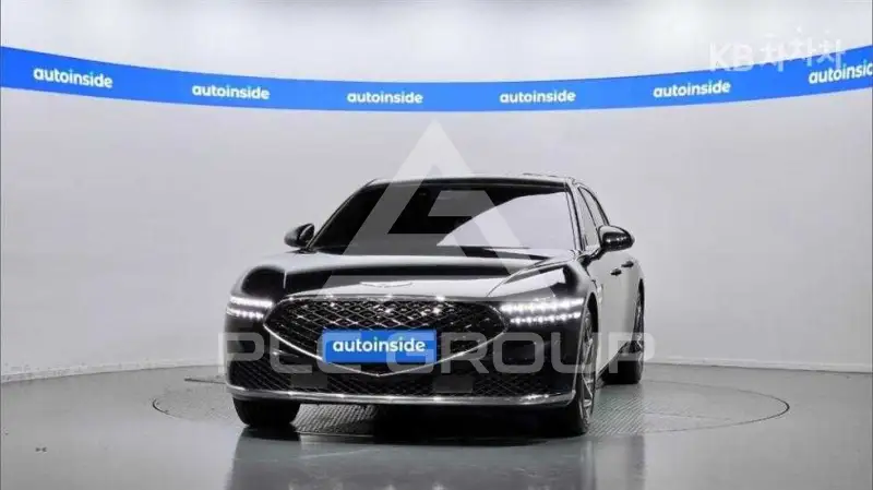 2022 Genesis G90