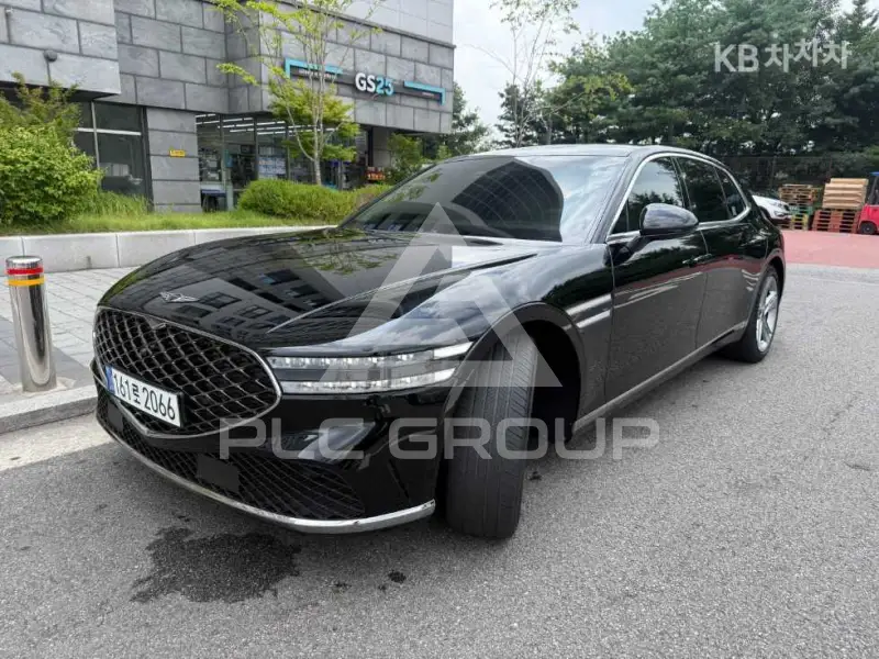 2022 Genesis G90