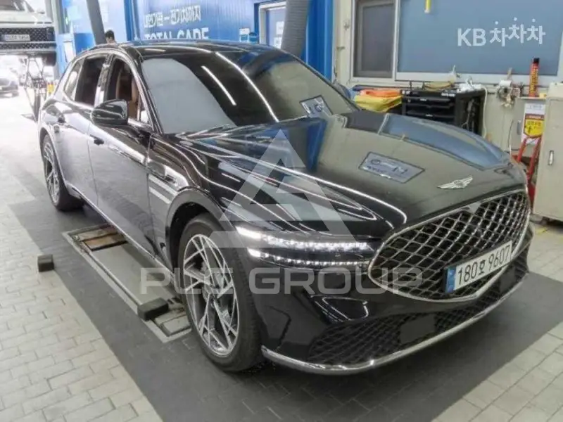 2022 Genesis G90