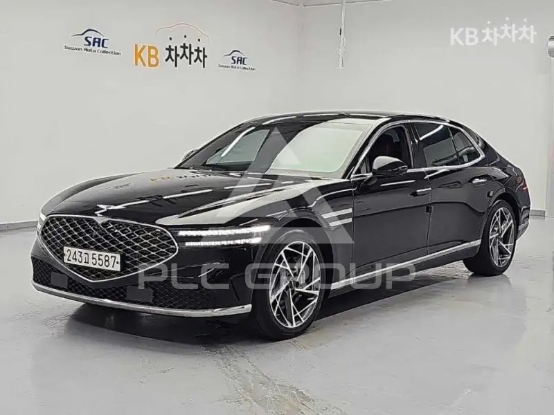2022 Genesis G90