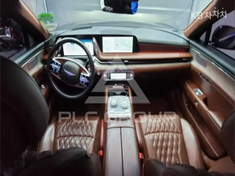 2022 Genesis G90
