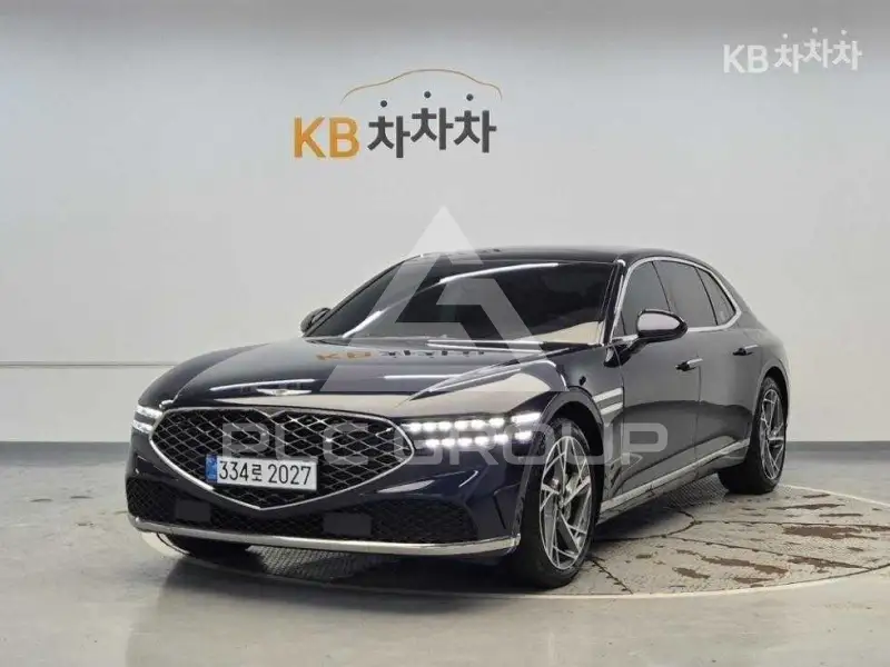 2022 Genesis G90