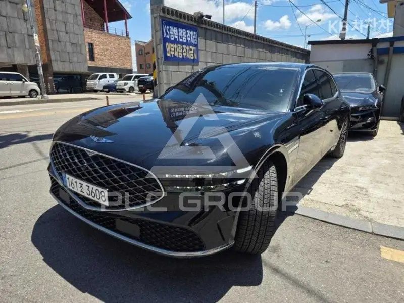 2022 Genesis G90