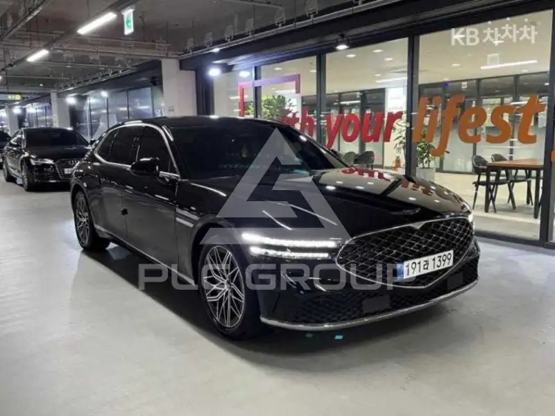 2022 Genesis G90