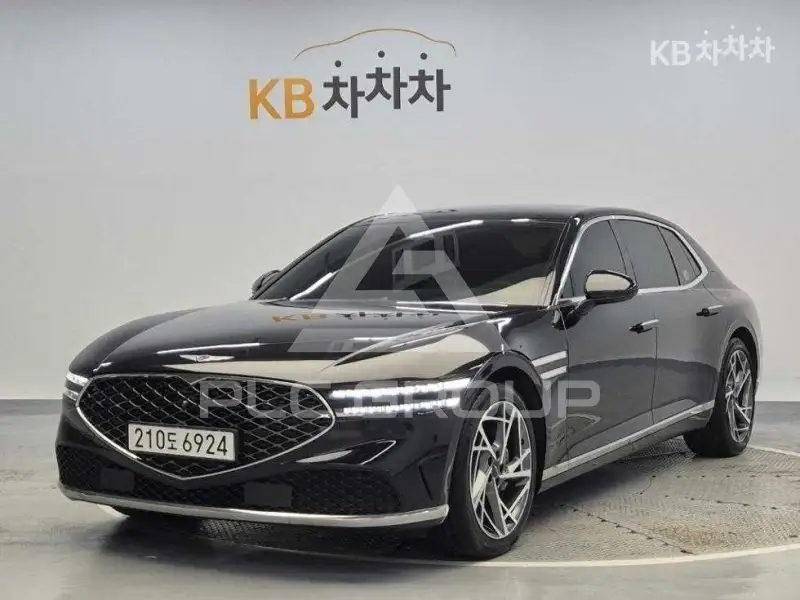 2022 Genesis G90