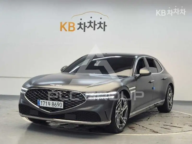 2022 Genesis G90