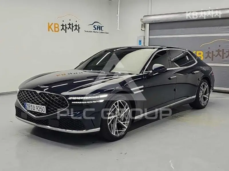 2022 Genesis G90