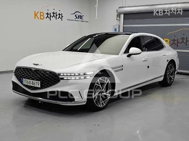 2022 Genesis G90