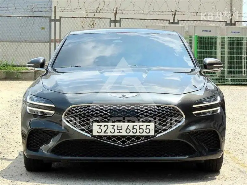2022 Genesis G70