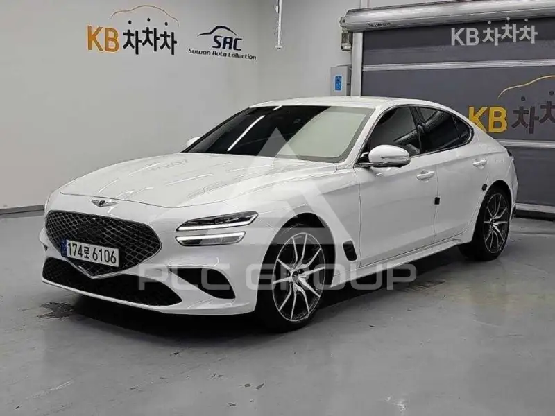 2022 Genesis G70