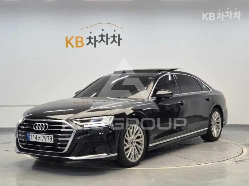 2022 Audi A8