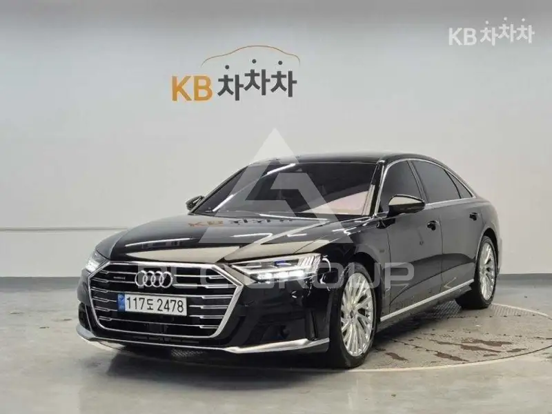 2022 Audi A8
