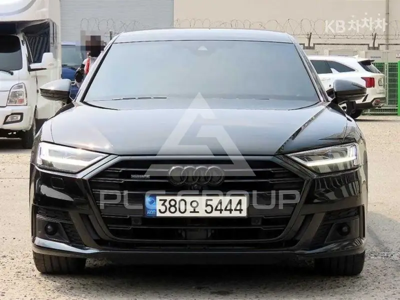 2022 Audi A8