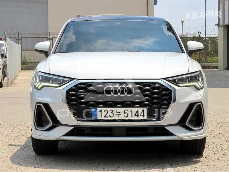 2022 Audi Q3