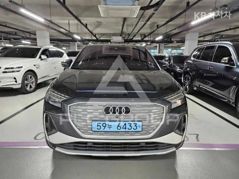 2022 Audi Q4