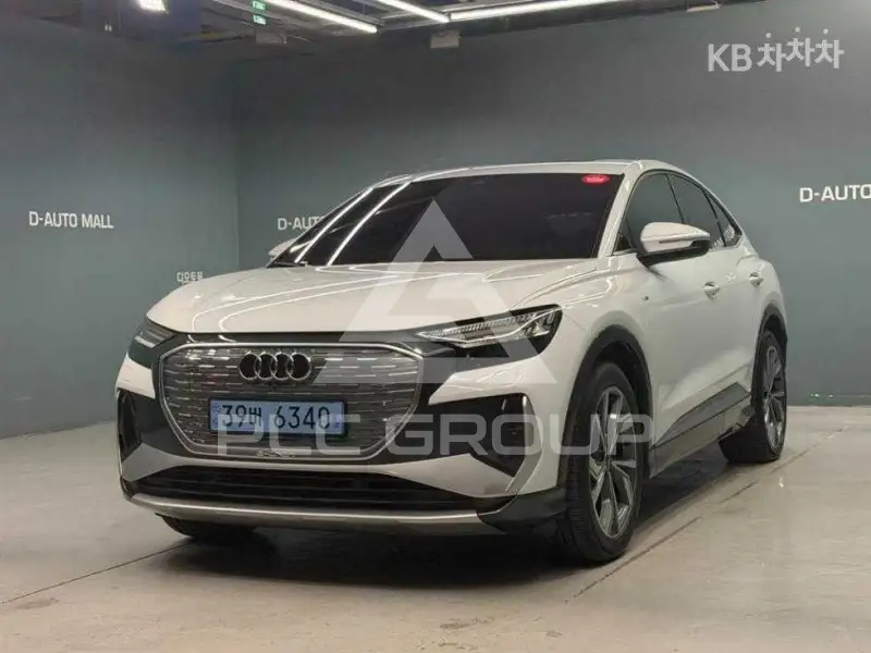 2022 Audi Q4