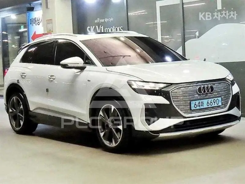 2022 Audi Q4