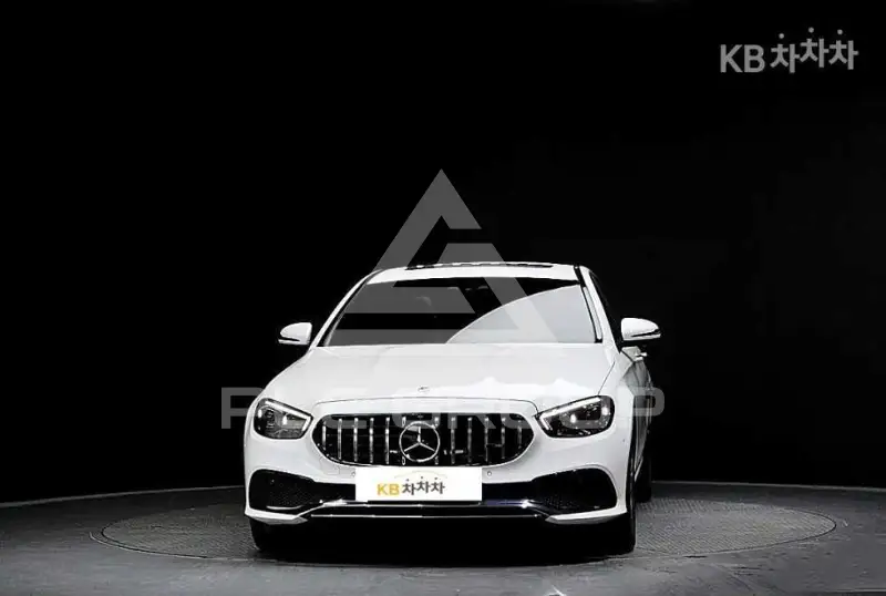 2022 Mercedes Benz E-Class
