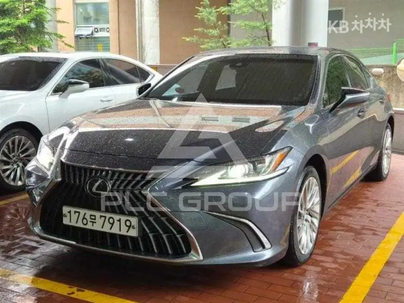 2022 Lexus ES