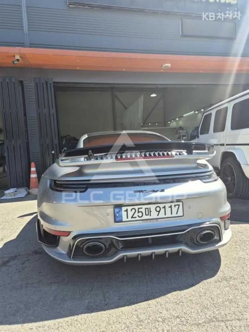 2022 Porsche 911
