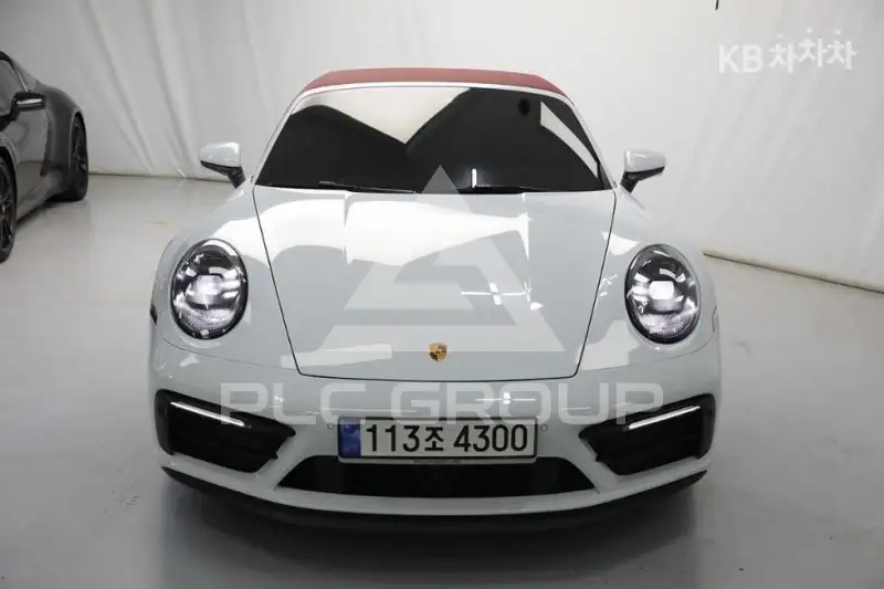 2022 Porsche 911