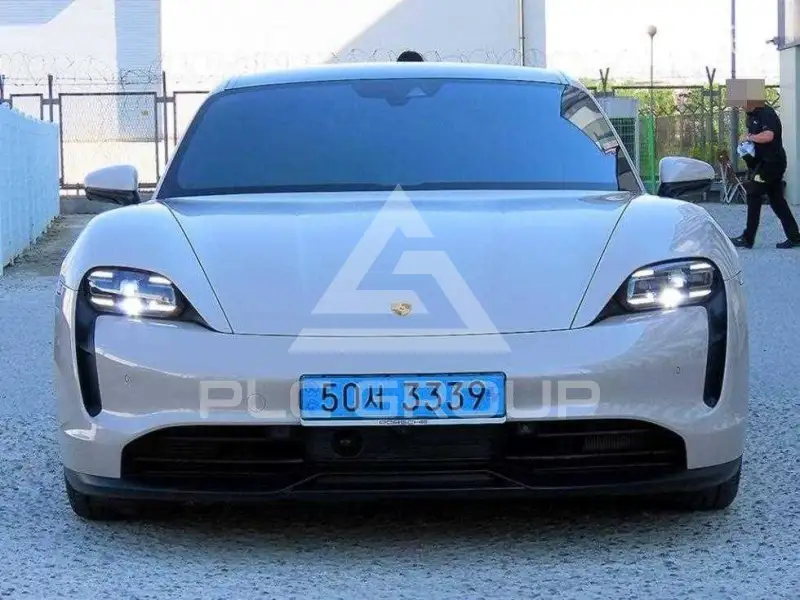 2022 Porsche Taycan