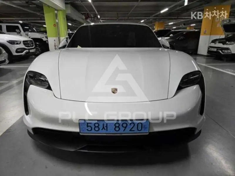 2022 Porsche Taycan