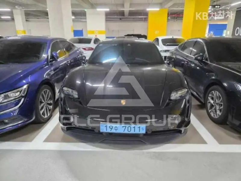 2022 Porsche Taycan