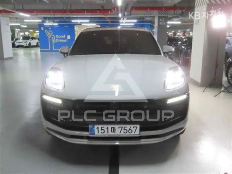 2022 Porsche Macan